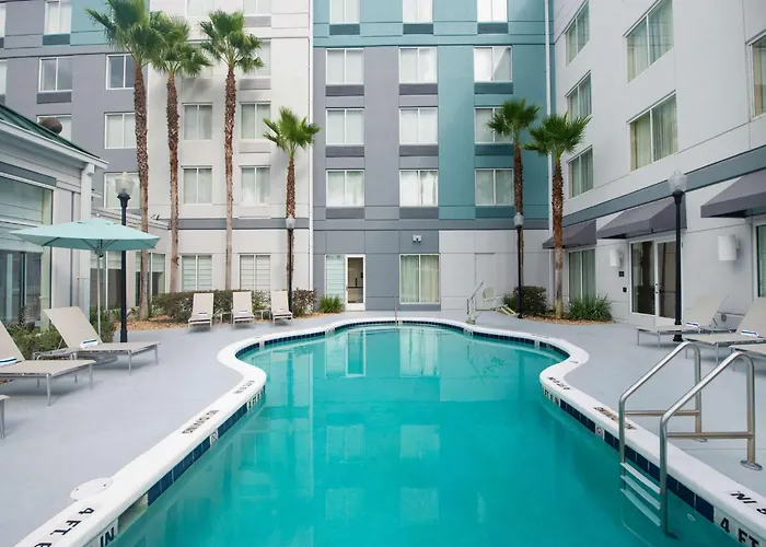 Hilton Garden Inn Jacksonville JTB / Deerwood Park